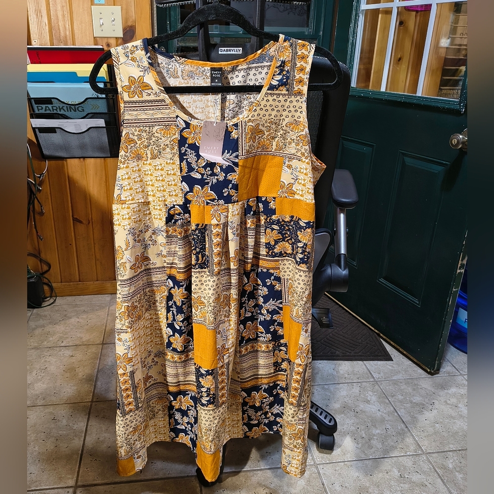 Emery Rose Multicolor Floral Patchwork Dress - Picture 11 of 11